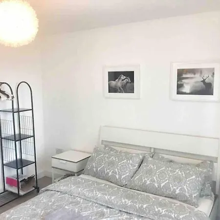 New City Centre Apartment In Nottingham Exterior photo